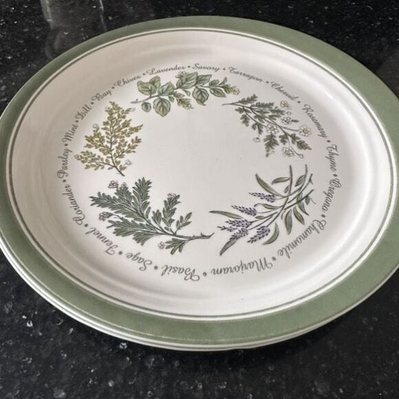 Corelle Thymeless Herbs Chamomile Dinner Plates 10 1/4” Set of 2 White Green - Picture 2 of 9